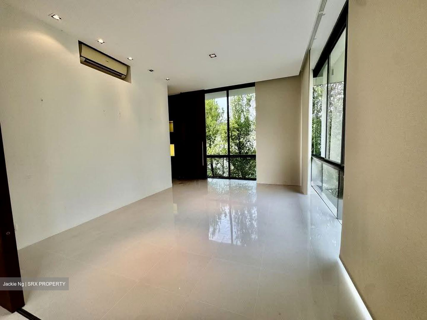 Coronation Road West (D10), Detached #627430141